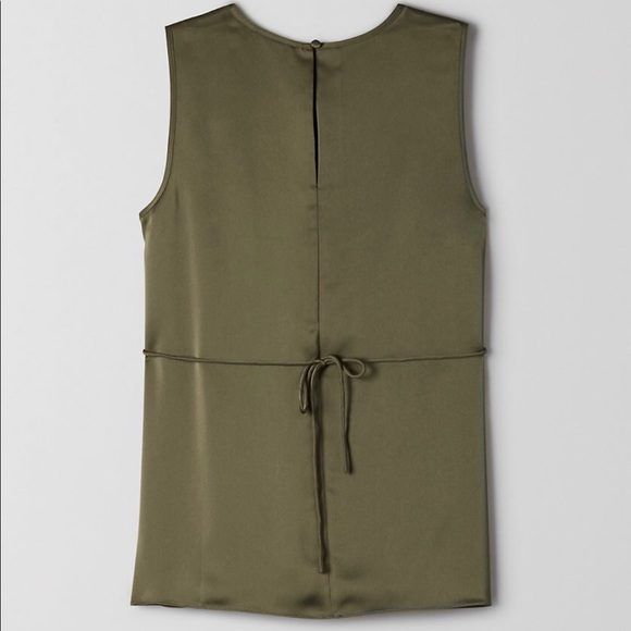 Aritzia Babaton Floreia Blouse - Picture 5 of 10